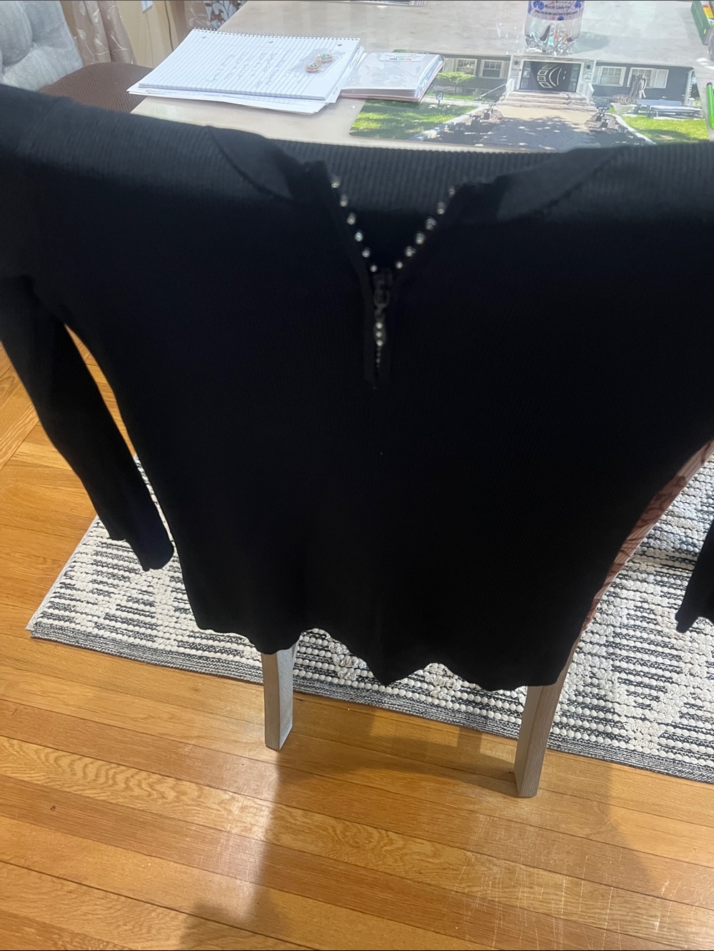 Cable & Gauge Black Long Sleeve Ribbed Sweater with Studded V-Neck